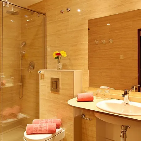 Hotell Continental 3*