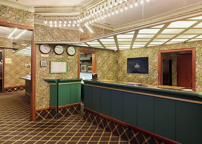 Continental Hotel 3*