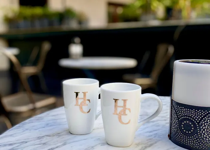 Continental Hotel 3*